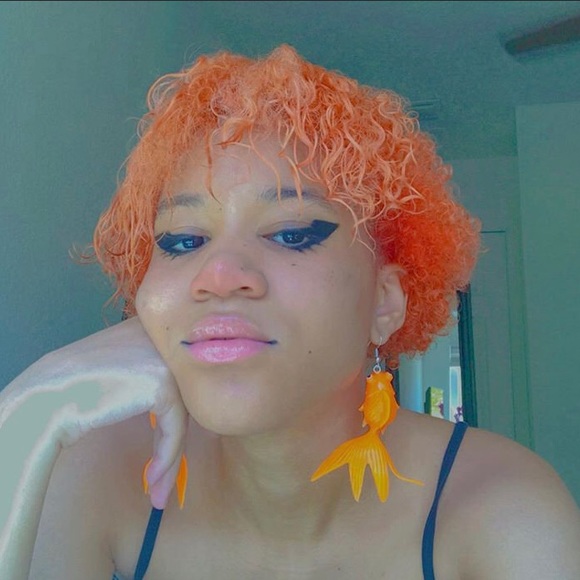 handmade goldfish earrings!! - Picture 5 of 6